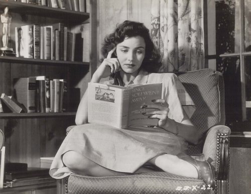 Jennifer Jones reading Since You Went Away by Margaret Buell Wilder, 1944.Jones played Jane Hil