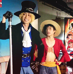 sableu:  Tokyo One Piece Tower Sabo and Luffy + stealing my gotdamn heart Sources