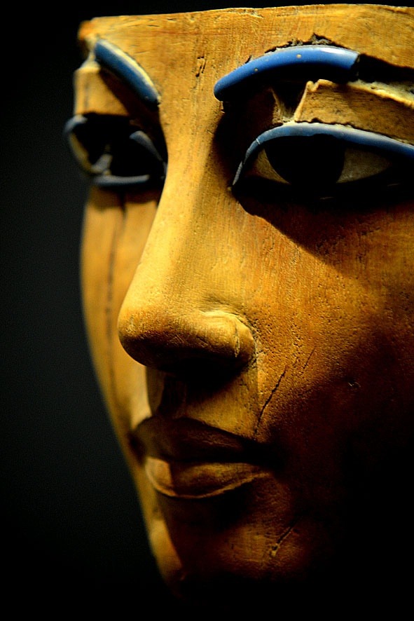 elpasha71:  Ancient Egyptian funerary mask, incrusted wood, about 1400-1300 BC, end