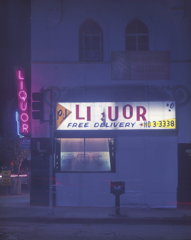 jedavu:  Los Angeles Neon Lights Photographer Vicky Moon has roamed Los Angeles streets