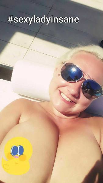 coffeedrinkinpiemuncher:damogli:sexyladyinsane:I ❤️ the ☀️. Reblog 🔄 &amp;