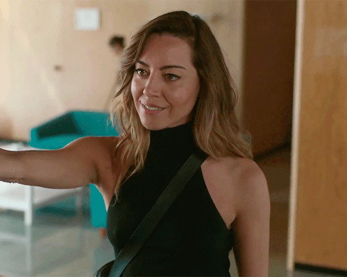 Porn Pics asteriqs:Aubrey Plaza as Kat in Spin Me Round