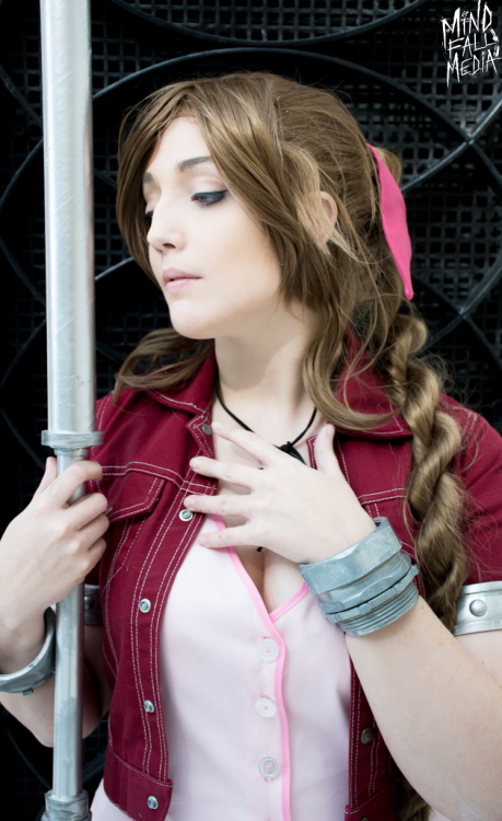 vintage-aerith: “I’ll be going now. I’ll come back when it’s all over.&rdquo