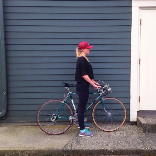 jonodee: My beautiful girl @sevrb and her new (old) road bike. #1980s