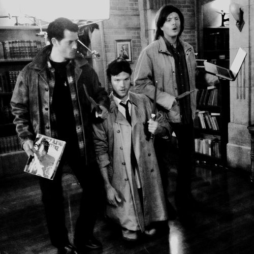 spncastdaily:  &ldquo;Another great shot from set. Who’s who?&rdquo; 