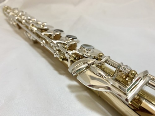 flute4u: This week starts our new Big Flute Series! First up is this lovely Copper Alloy Alto flute 