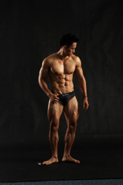 evianguy:  Hawt Asian Stud!