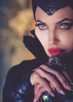 goinfinitedreams:  Angelina Jolie as Maleficent