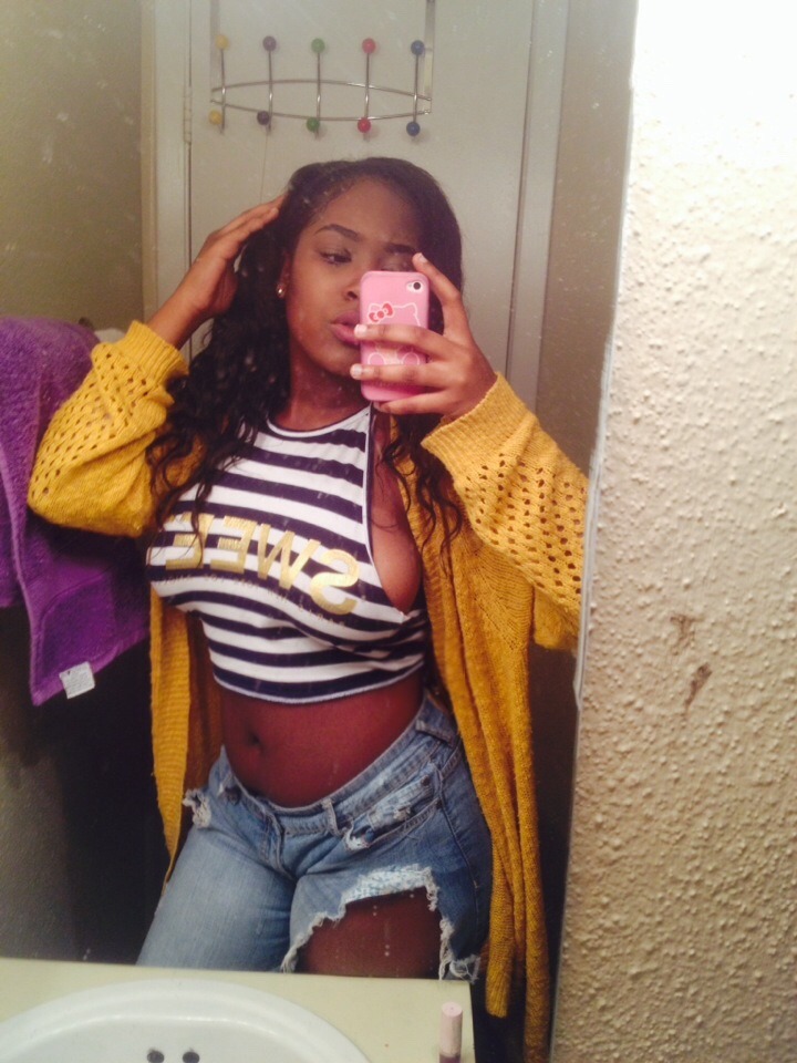 munnyb:  quisthechopgod:  Yana , 18 , DTX &amp; HTX  IG : Ayanadorris Twitter