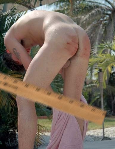 princemilosfantasies:  mastersandslaves:    Â Spanked with a ruler!Â   I had