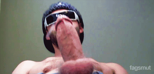 peterluvr:  bbrington:  Like it? There is much more in my archives.  Follow  http://bbrington.tumblr.com/ so you don’t miss anything. Now 9,000+ followers & 75,000+ hot pics and gifs (and counting).   Unzip your pants and follow Peterluvr.tumblr.com/