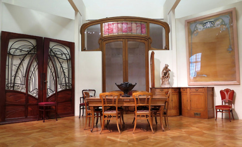 cair–paravel:Art Nouveau interior and furniture displays at the Musée d'Orsay, Paris.