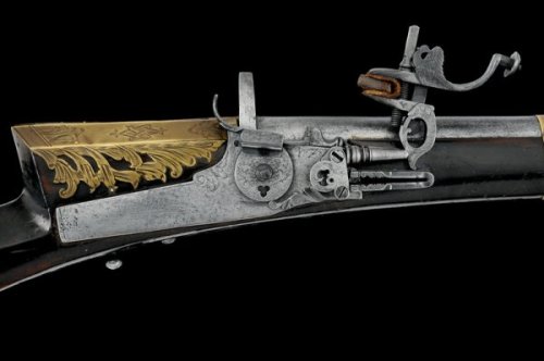 Extremely rare wheel-lock Tufenk musket originating from 18th century Turkey.Estimated Value: &