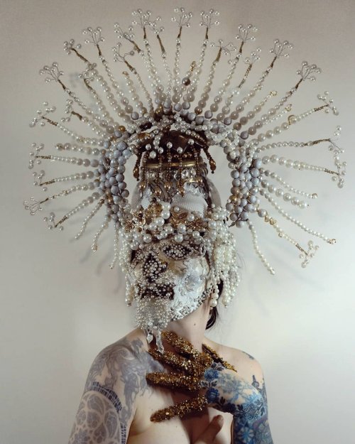 fuskida: Costume and Headpieces by Agnieszka Osipa 