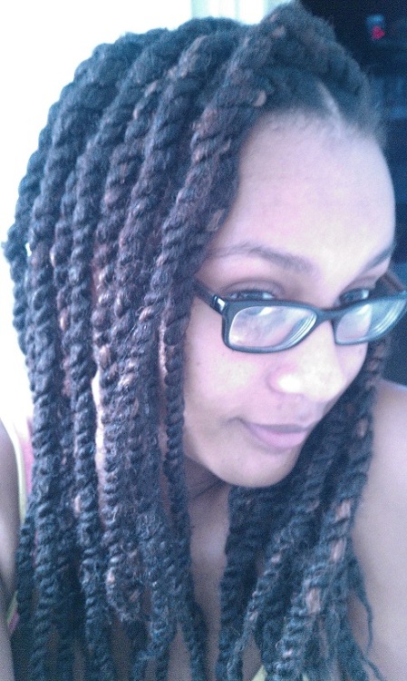 Marley twists. 4 hrs. I love them. And they go nicely with my new MAC lip colors :)