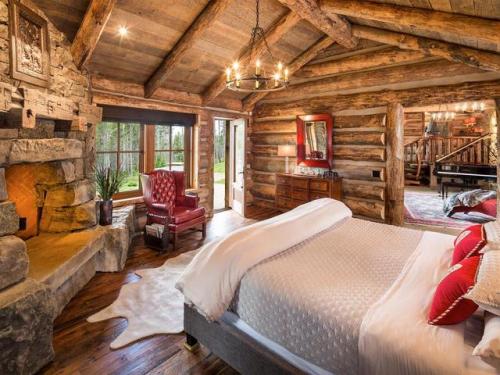 Fuckkk, multi million dollar cabin for sure… but holy goals haha😍😍😍❤️