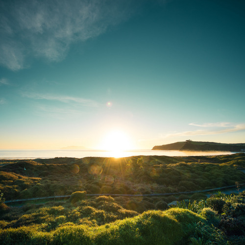 brutalgeneration:  sunrise by ►CubaGallery on Flickr. 