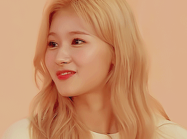 (190423) Idol Room - Sana