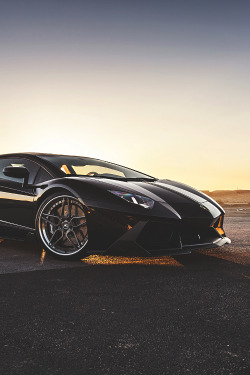 supercars-photography:  Lamborghini Aventador