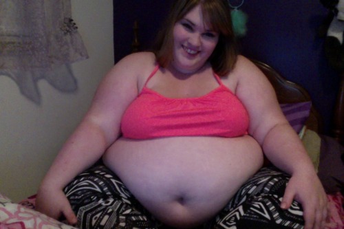 cakeassassin:  im getting an arm roll. totes fapping to that. 