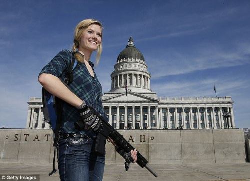 sexygungirls:  Open Carry