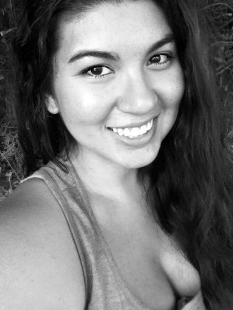 staysmiling101:  Havent posted a photo in a while. So here ya go, new photo lol 