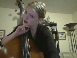 misogyny-mermaid:  Bass puns/whatever before my concert: &ldquo;Yeah, I’m a BASSic bitch.&rdquo; &ldquo;I was all about that bass before it was cool.&rdquo; &ldquo;No, this is not a big violin.&rdquo; &ldquo;AND THIS IS DEFINITELY NOT A FUCKING CELLO