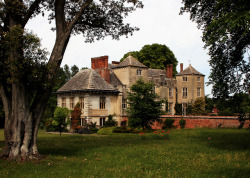 outdoormagic:  Cranborne Manor by Pauline