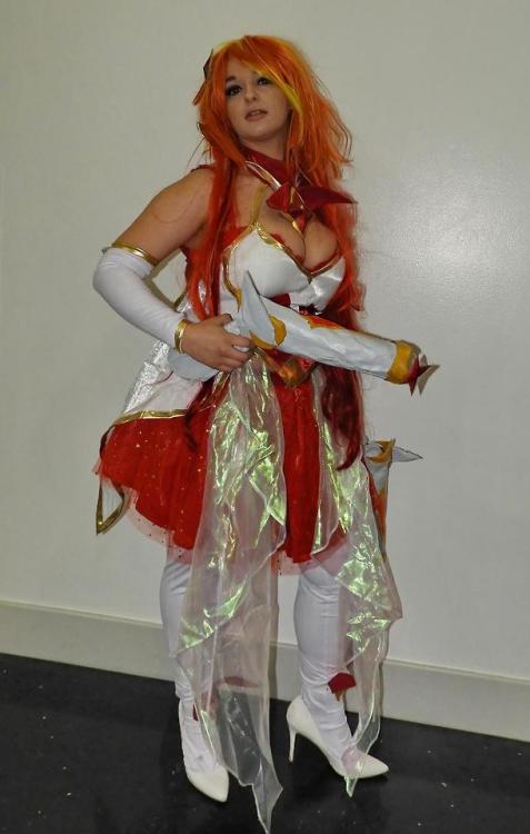 Star Guardian Miss Fortune from League of Legends.