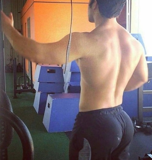 Booty-ful Men