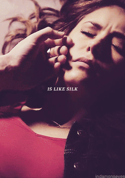 indamonseyes:  “Keep my distance, though I’m drawn to everything I miss.”