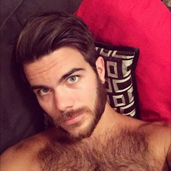 yummyhairydudes:  YUM!  For MORE HOT HAIRY guys-Check out my OTHER Tumblr page:http://www.hairyonholiday.tumblr.com 