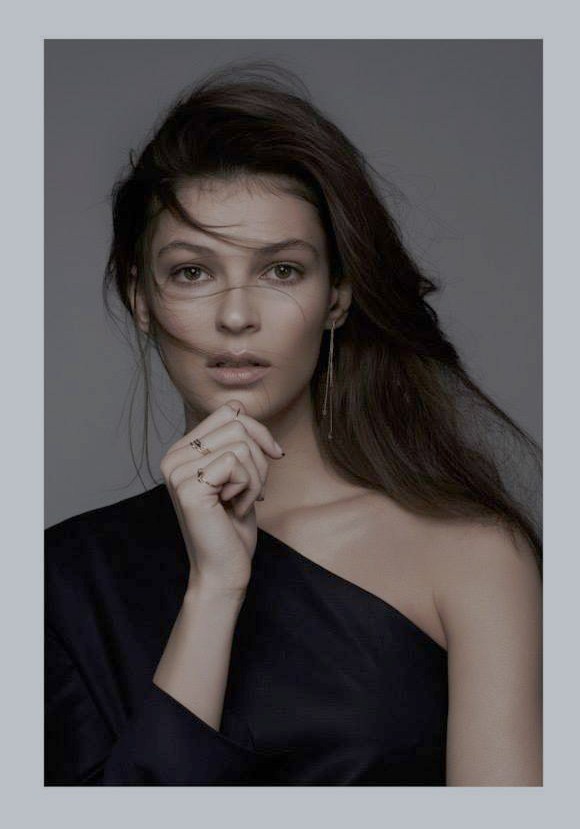 missanne:  Emilia Nawarecka
