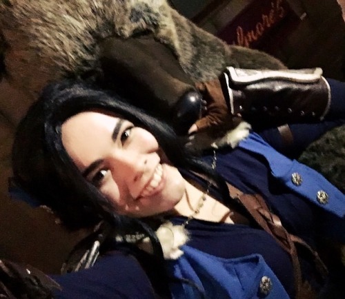 commandercait:Finally got my Trinket Selfie! I forgot to get one the last time I was at Geek & S