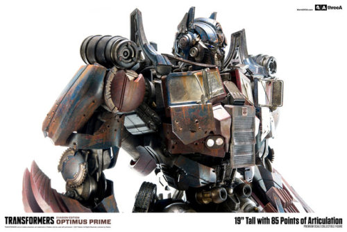 worldof3a:  Transformers Age of Extinction Optimus Prime Evasion Edition Available for pre-order at Bambaland.com and 3A Stockists Worldwide!