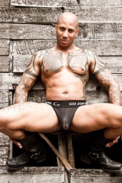 iknowsexymen:  http://ift.tt/1Reve0b 