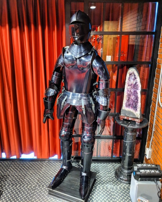 rubberforfun: Redroom armor guardian 💂 