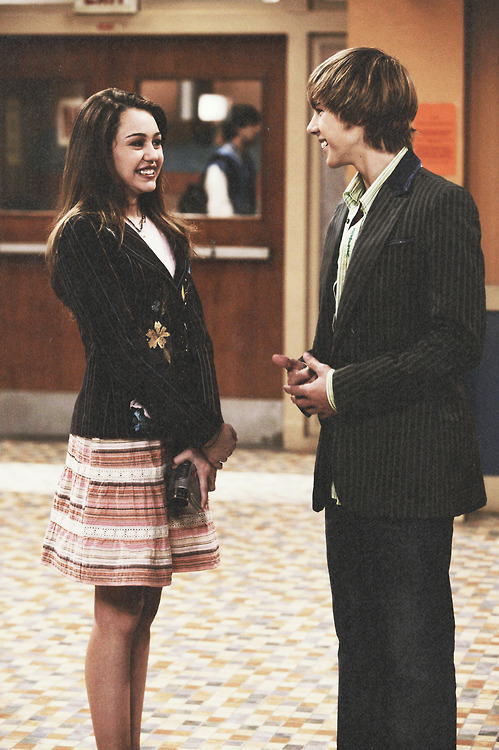 nileyxlove:  If We Were A Movie <3