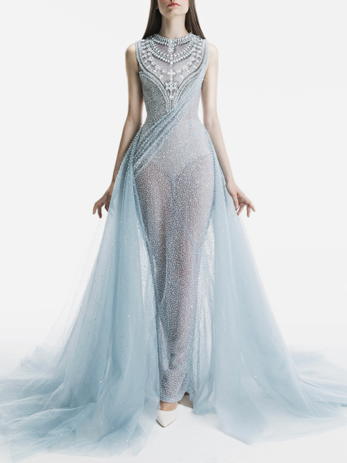 chandelyer:Michael Cinco “Impalpable Dream of Maharaja” collection