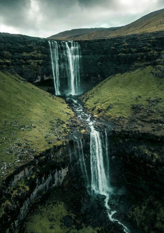 XXX landscape-lunacy:  Fossá, Faroe Islands photo