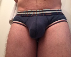 bulgeclub:  Happy Cin2 bulge