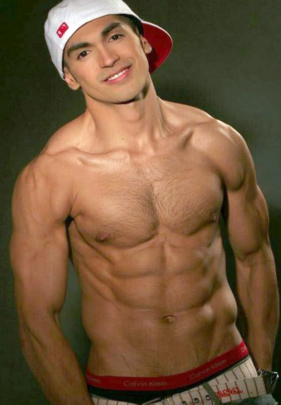 muscletits:  Bare fist or weighted glove?  100 either way.