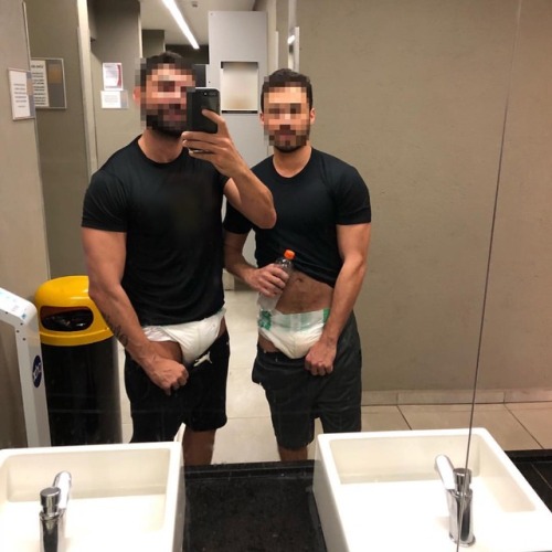 ppantsx: Padded at gym together ‍❤️‍‍ #diaperfit #lovewins #diapermuscle #loveislove #di