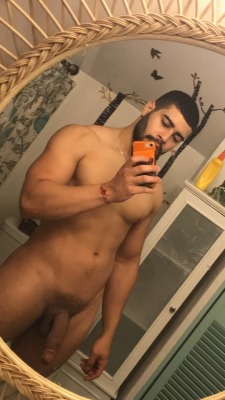 rafirei:  Onlyfans.com/incogneedle