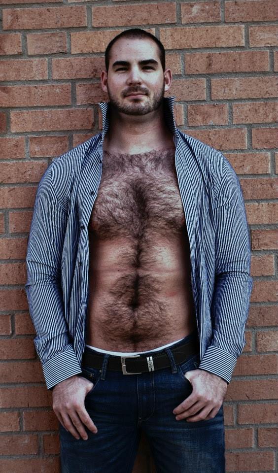 sexypecbastard:  imshaych:  love the trail to the treasure!!   Want and need! 
