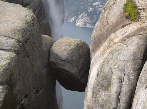 KjeragboltenKjeragbolten is a 5m3 boulder that lies at a height of 989m in Rogaland, Norway. This bo