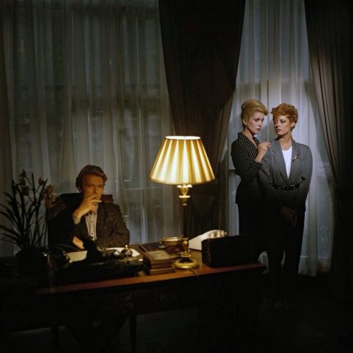 petersonreviews:David Bowie, Catherine Deneuve, and Susan Sarandon in a promotional photograph for T