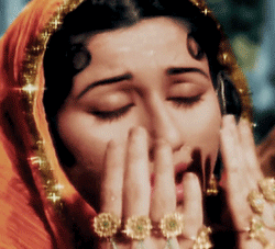 kisike ishq mein duniya lutaakar hum bhi dekhengeteri mehfil mein qismat aazma kar hum bhi dekhengef