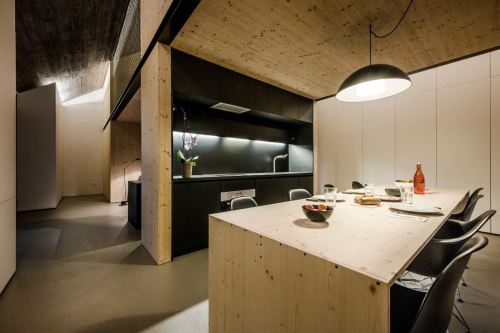 artchiculture:  designed by dekleva gregorič arhitekti | Karst, Slovenia More pictures: http://bit.ly/12Vj5bP