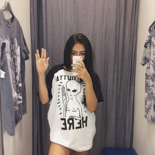 http://streetgrl.tumblr.com/post/154850583967